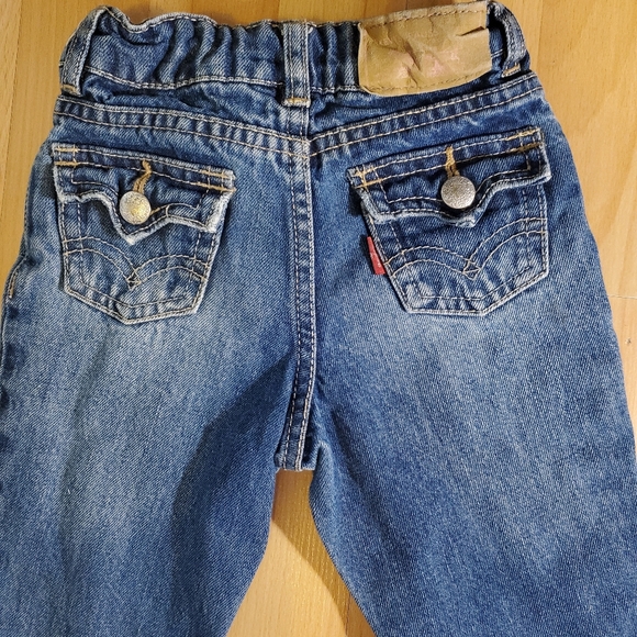 🍄6/36🍄 Levis jeans - Picture 5 of 5